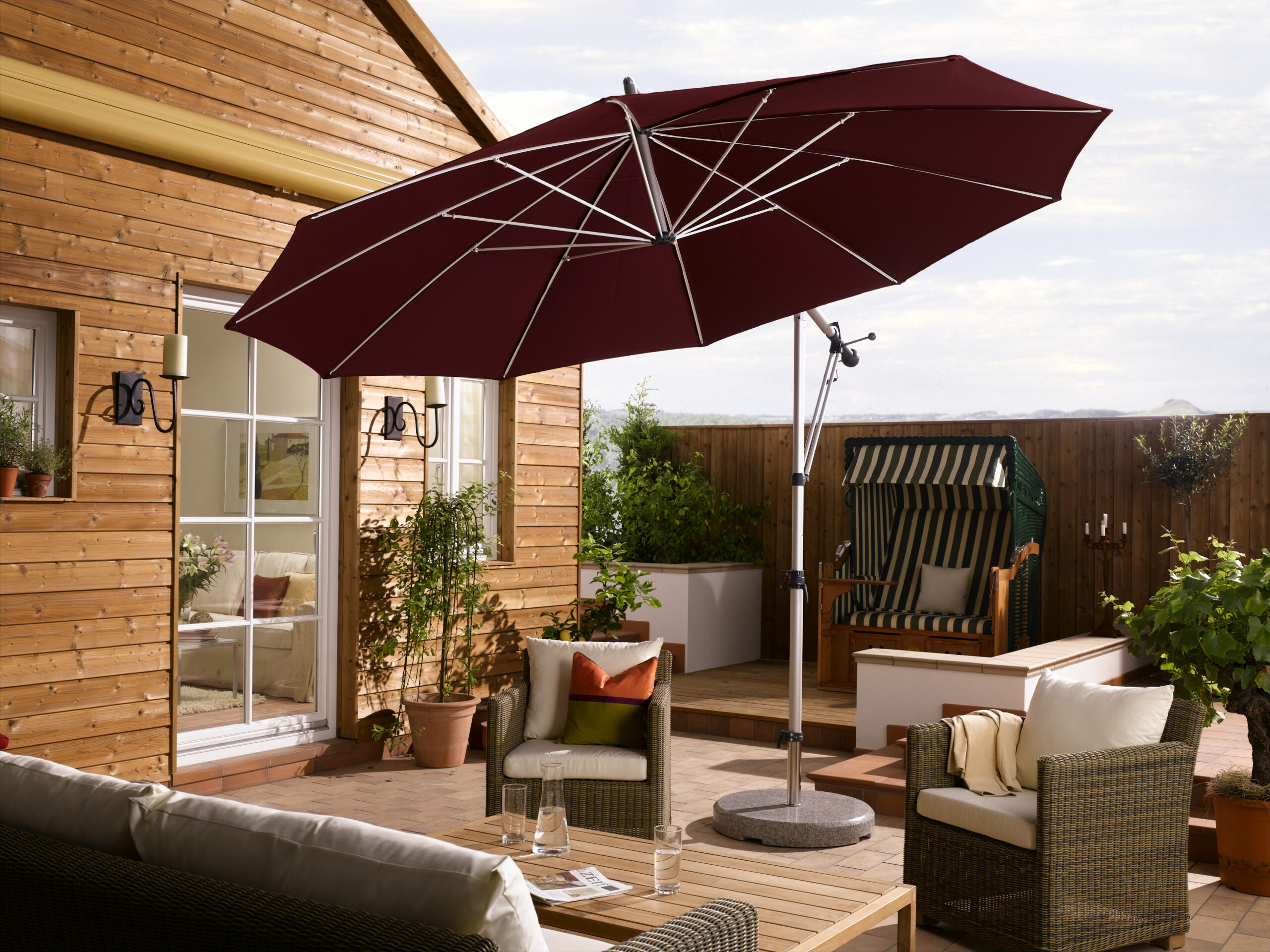 Sonnenschirme, mobile Sonnenschirme, Schirm-Systeme, Sonnen- und Hitzeschutz, Outdoor-Bereich