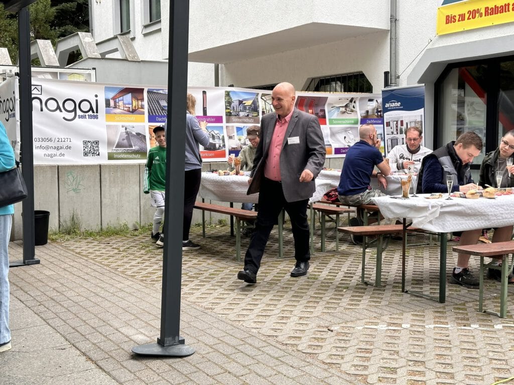 Markisen Frohnau Sonnenschirme Seitliche Markisen Insektenschutz