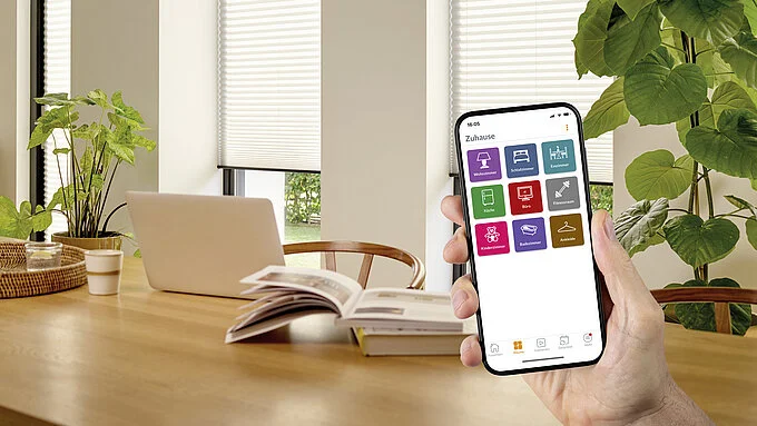 PowerView, Smart Home, Plissees, Jalousien, Rollos, Lamellenvorhänge, Pebble Fernbedienung, Bluetooth, Sprachassistenten PowerView, Smart Home, Plissees, Jalousien, Rollos, Lamellenvorhänge, Pebble Fernbedienung, Bluetooth, Sprachassistenten